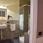 Mirosa Bed & Breakfast 3*